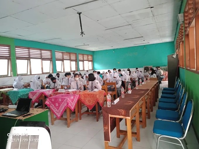 Identitas Sekolah 